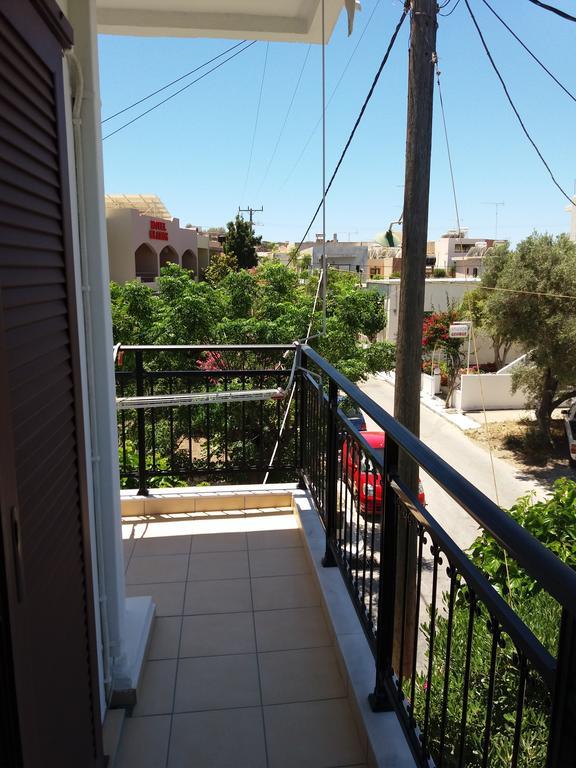 פליאוחורה Oasis Studios מראה חיצוני תמונה